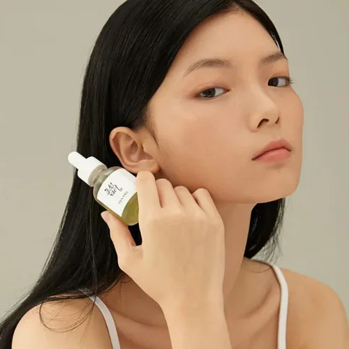 ביוטי אוף ג'וסון סרום קאלמינג להרגעת העור - Beauty of Joseon Calming Serum: Green Tea + Panthenol (30ml)
