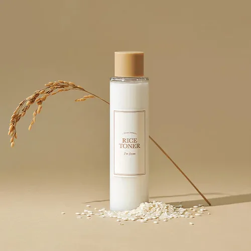איי אמ פרום טונר אורז להבהרה ולחות - I'm From Rice Toner (150ml) - למראה עור זוהר, אחיד ורווי בלחות
 