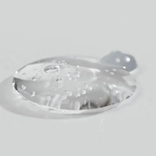 סקין 1004 אמפולת קפסולות להבהרה וזוהר - SKIN1004 Madagascar Centella Tone Brightening Capsule Ampoule (100ml) - לטיפול בפיגמנטציה ומראה עור קורן